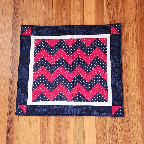 local quilter Other - Patriotic Red White And Blue Table Topper (Appx.22"×24")